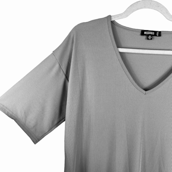 Missguided Oversized V Neck Ribbed Tshirt Midi Dress Size 2 Gray Knit Neutral - Picture 4 of 9